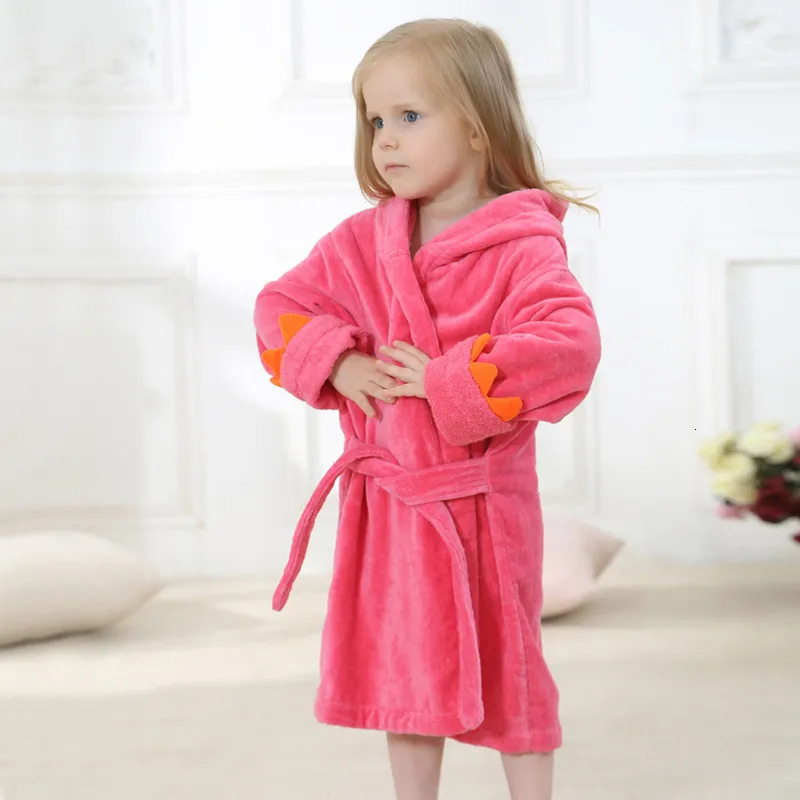 Towels Robes Cartoon Dinosaur Children Bathrobes Baby Kids Pajamas Hooded Beach Towel Bathrobe Soft Bath Robe Toddler Boys Girls Robes Gown 231007