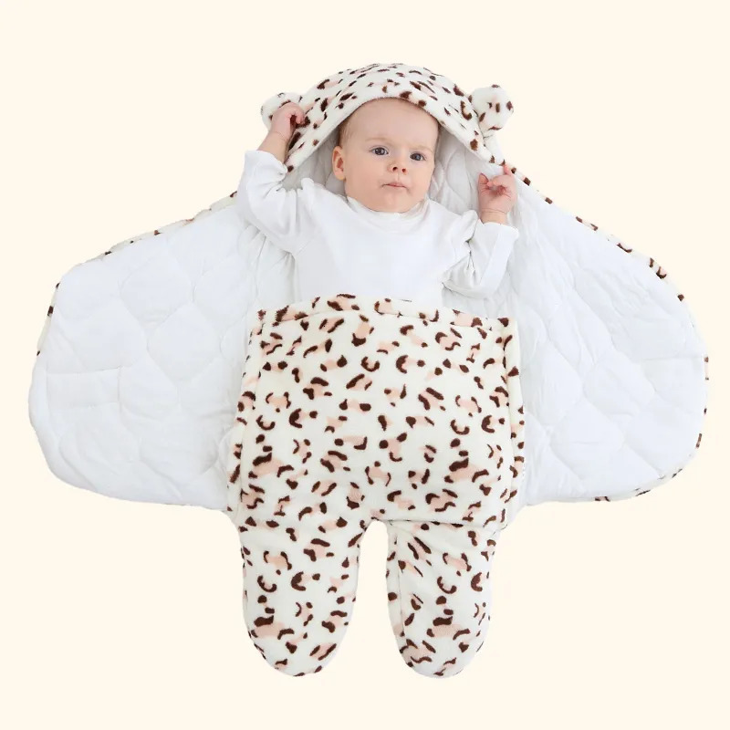 Sleeping Bags Autumn Winter Baby Bag Soft Fluffy born Sleepsack Swaddle Wrap Blankets Envelope Fleece Infant Bedding Items 231007