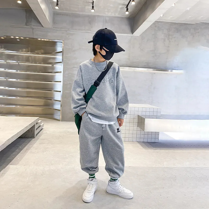 Clothing Sets Spring Autumn Boy Embossed Alphabet SweatshirtSweatpant Set School Kids Tracksuit Child Work Outfit Student Jogger Suit 5-16Yrs 231006