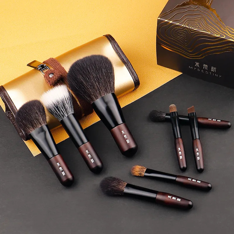 Makeup Tools MyDestiny Brush8Pcs Natural Hair High Quality Brushes KitPortable Short Handle Brush SetPowder Eyeshadow Blusher 231006