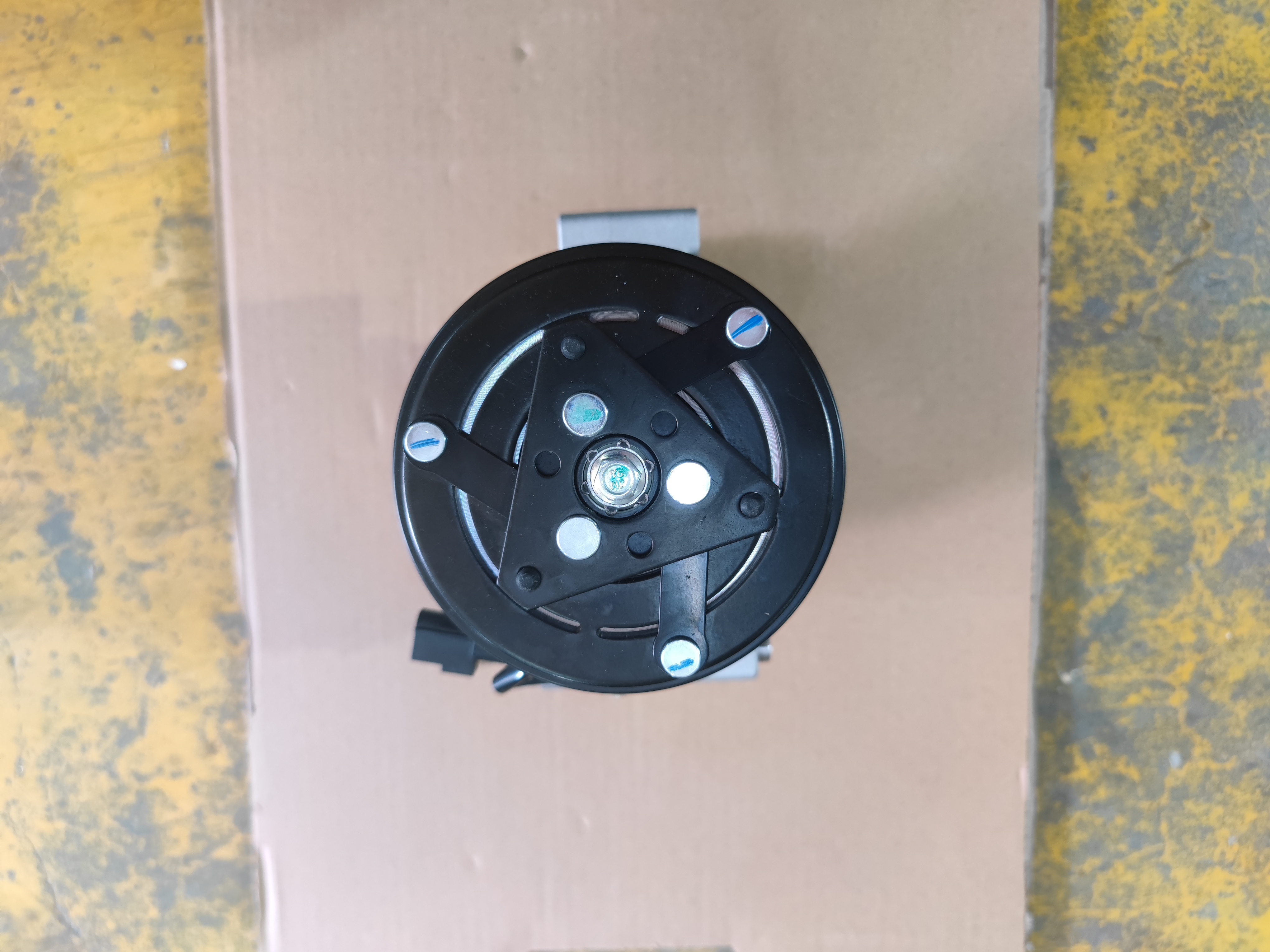 air compressor for MAZDA CX5 MAZDA CX4 MAZDA 3 KD77-61-450ATJ