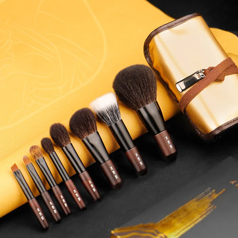 Makeup Tools MyDestiny Brush8Pcs Natural Hair High Quality Brushes KitPortable Short Handle Brush SetPowder Eyeshadow Blusher 231006