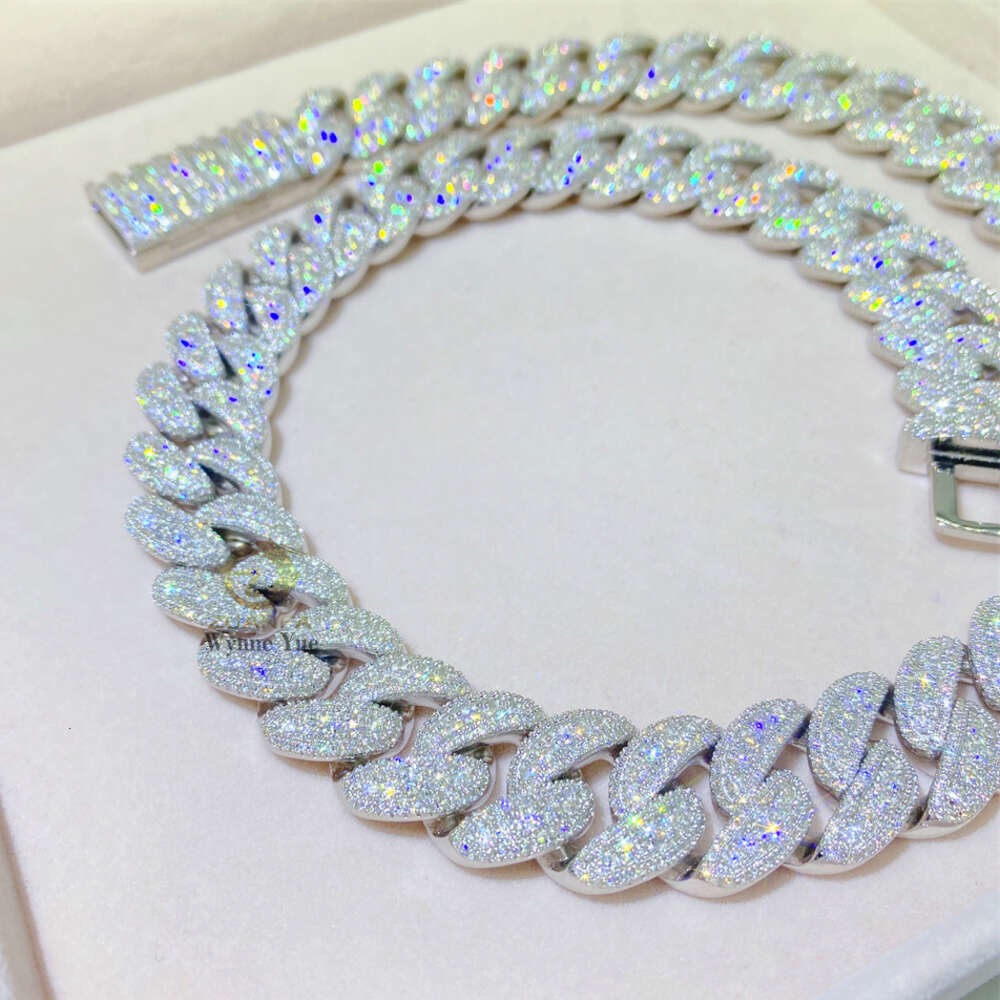 Fresh Bussdown 350g Hiphop 18mm S925 Iced Out Flawless Moissanite Miami Cuban Link Chain