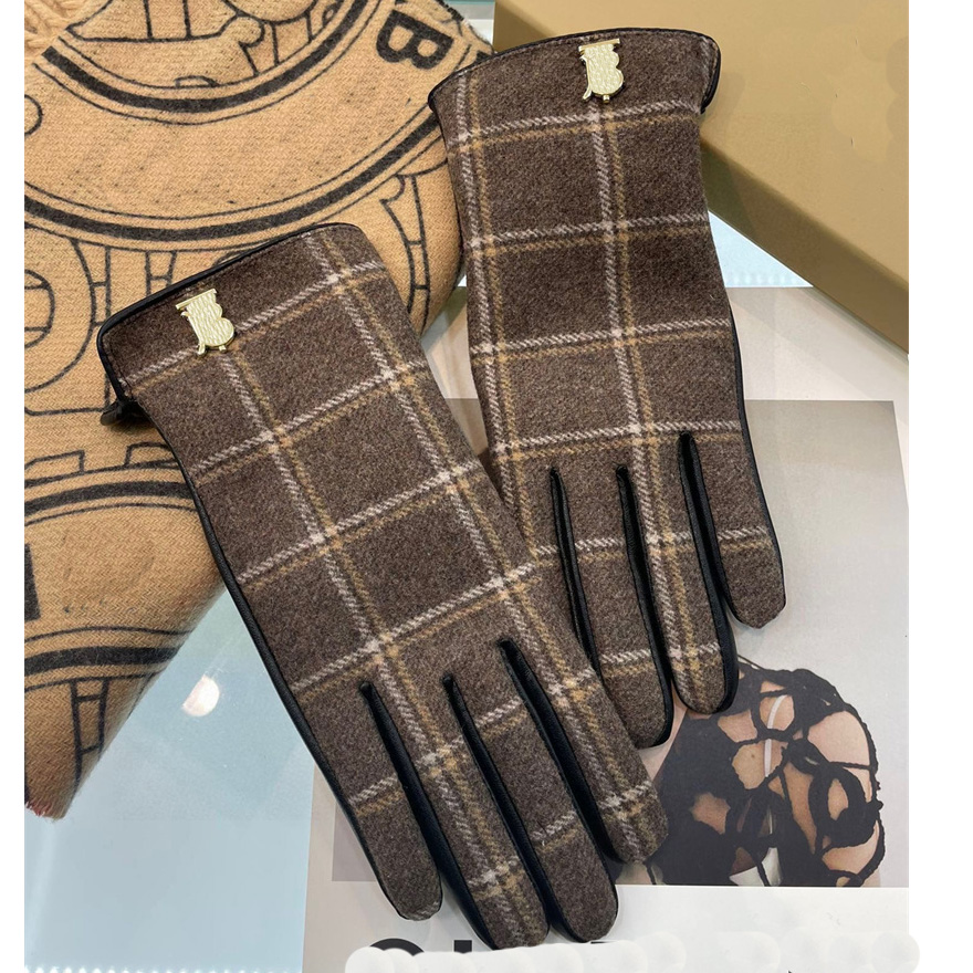 Five Fingers Gloves Gloves Designer Women Men Winter Lattice Cashmere Fingers Leather Gloves Touch Screen Cycling Warm Insulated Sheepskin Fingertip Gloves