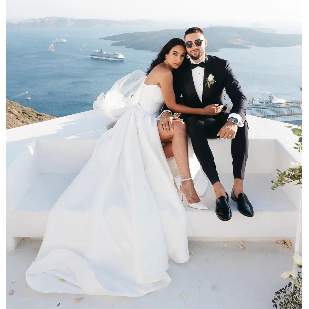 Modest Plus Size Wedding Dresses Beach Wedding Chiffon A Line Floor Length Spaghetti Straps Lace up Back Simple Elegant Boho Bridal Gowns mcb