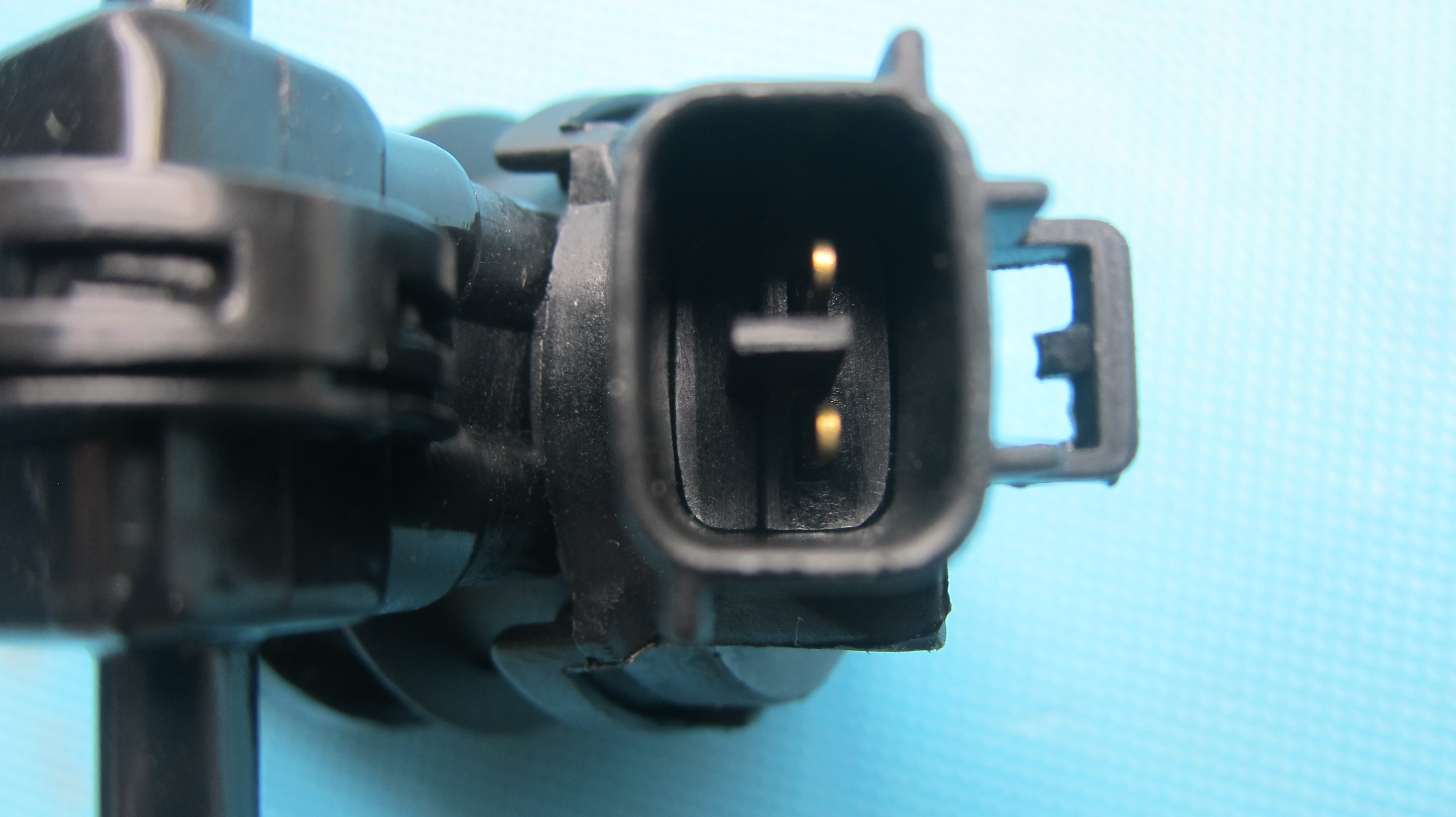 washer tank pump windshield water spray motor for MAZDA CX5 CX4 MAZDA 5 BBP1-67-482