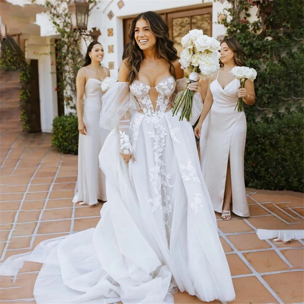 Modest Plus Size Wedding Dresses Beach Wedding Chiffon A Line Floor Length Spaghetti Straps Lace up Back Simple Elegant Boho