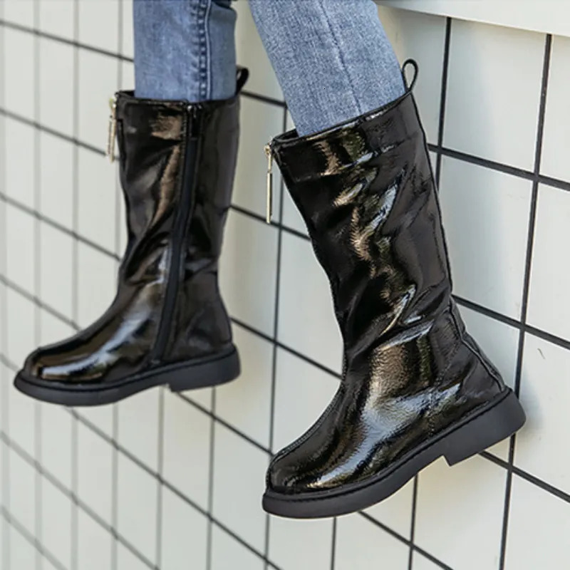 Boots Girls Long Barrel Front Zipper Warm and Non Slip Snow Children s Solid Soft Sole Flat Bottom Leather 231007