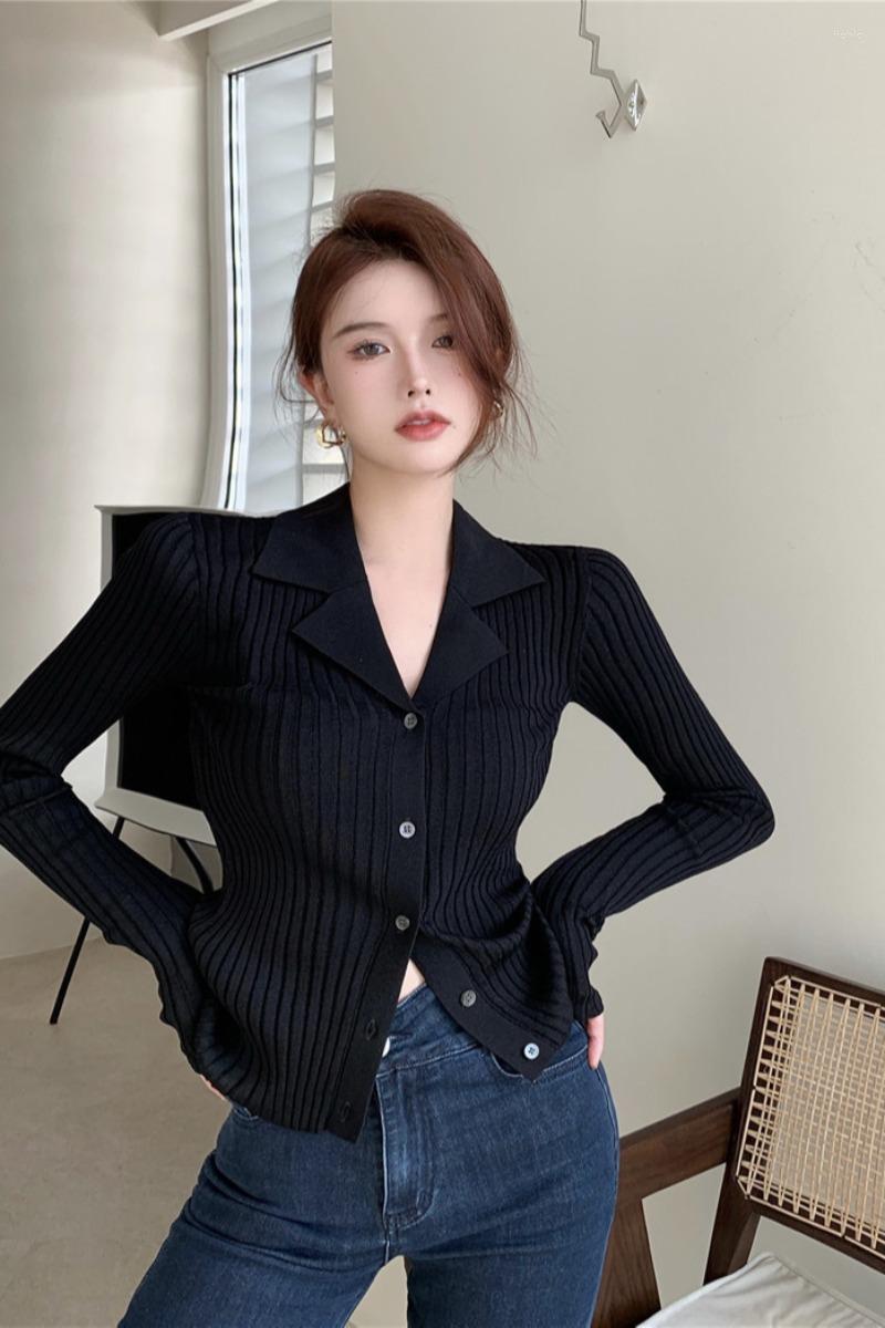 Womens Sweaters 2024 Autumn Retro Design Feeling Pullover For Versatile Slim Fit Solid Color Polo Collar Long Sleeve Top