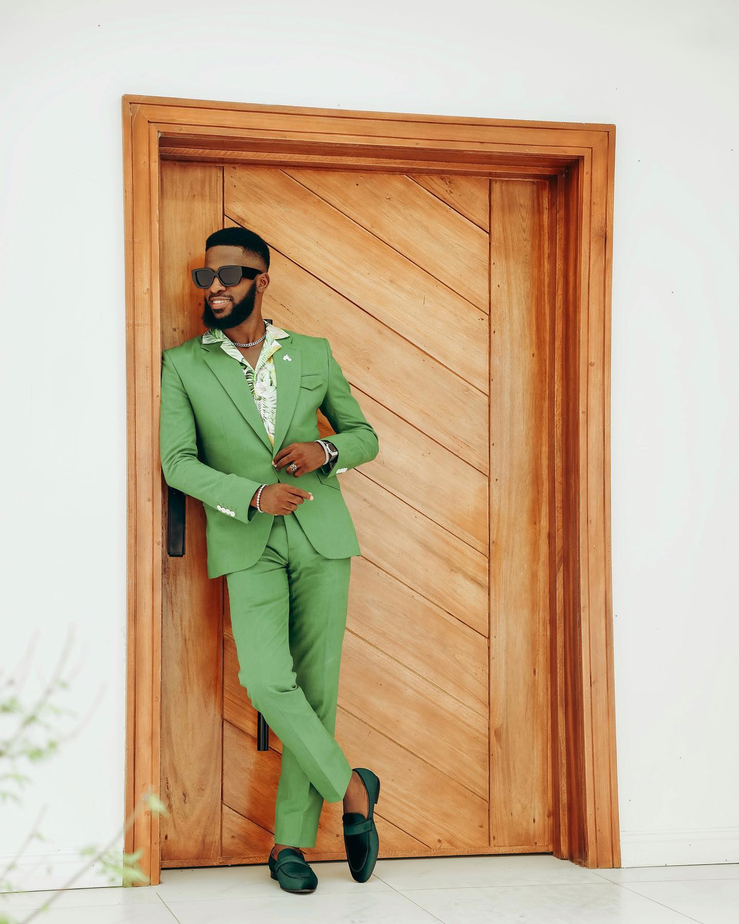 Green Wedding Tuxedos Slim Fit Mens Suits 2 Pieces Sets Notched Peaked Blazers One Button Formal Suit With Jacket And Pants