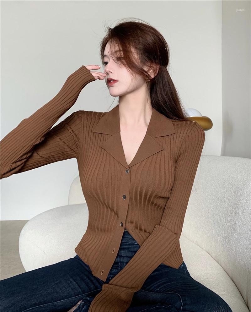 Womens Sweaters 2024 Autumn Retro Design Feeling Pullover For Versatile Slim Fit Solid Color Polo Collar Long Sleeve Top