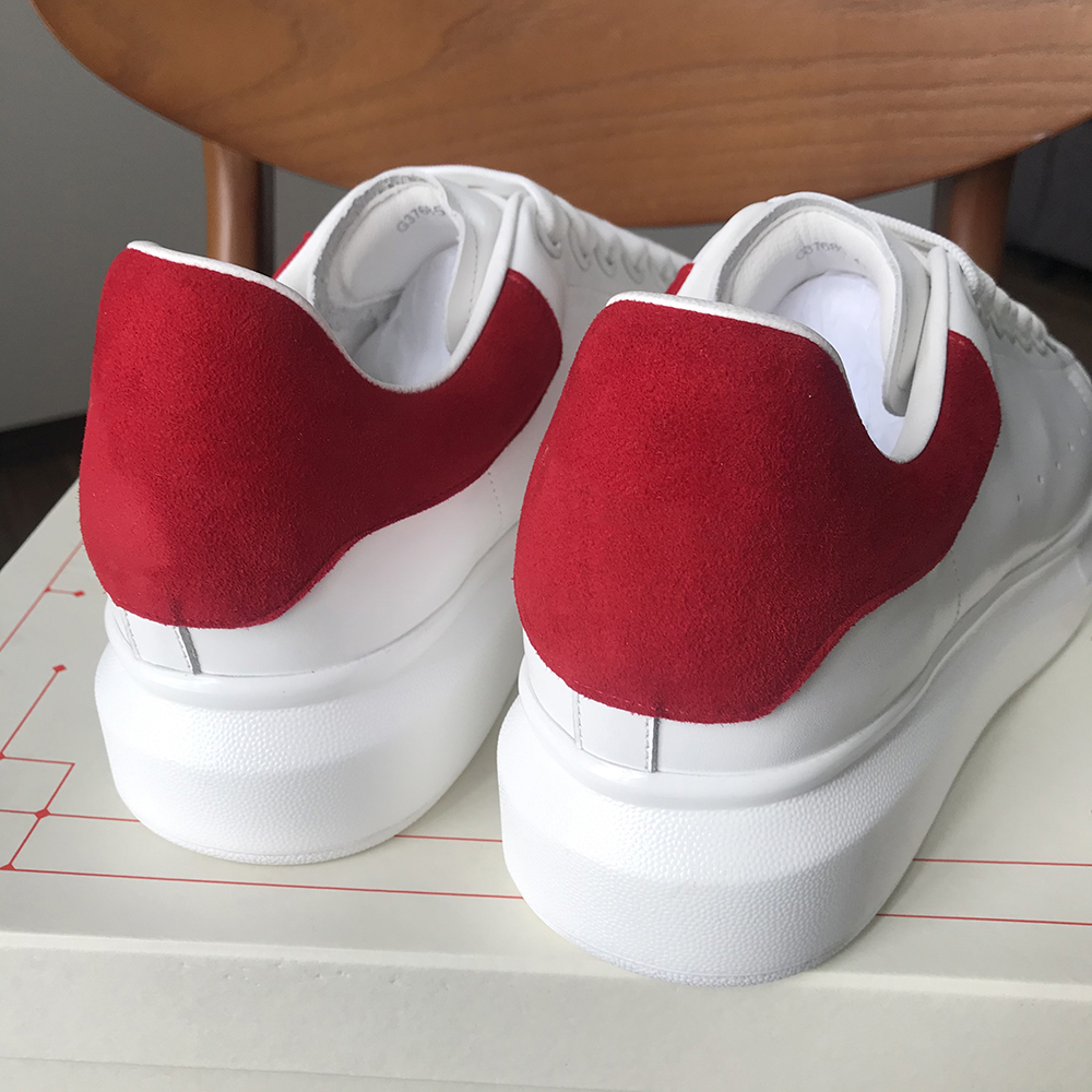 2026 Casual Shoes Women Designer Shoes Travel Leather Lace-up Sneaker Fashion Lady Flat Running Trainers Letters Woman Shoe Platform Men Gym Sneakers 