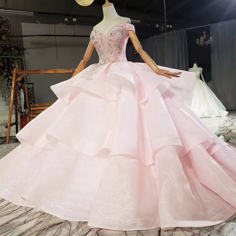 2024 Pink Sparkly Sweetheart Quinceanera Dresses Ball Gown Off The Shoulder Beading Sequined Tiered Sweet Vestidos De 15 Girls