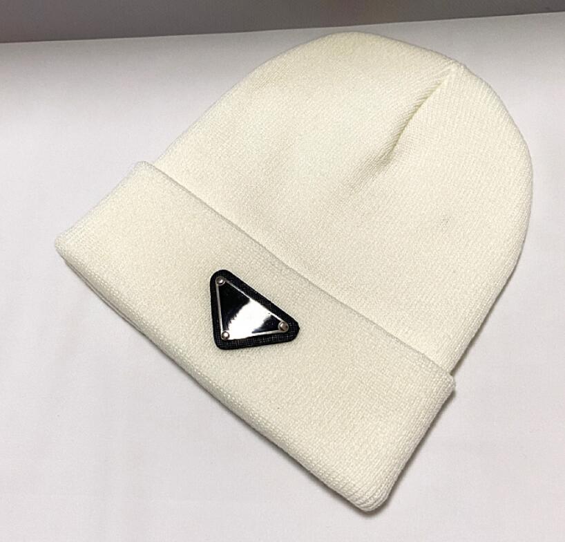 Designer Beanie Knitted Hat Luxury Triangle Cap Fashion Men Women Beanie Warm Autumn Winter Unisex Hat Cashmere Caps Multiple Colors
