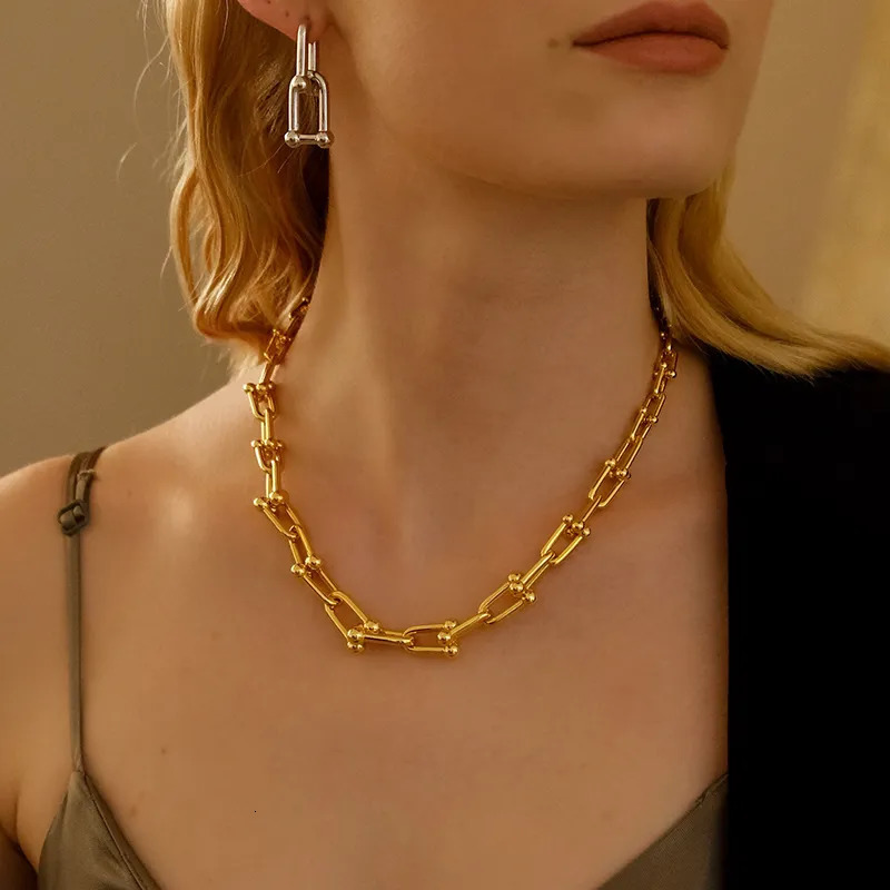 Chokers TOSOKO Stainless Steel Jewelry Horseshoe U-Shaped Necklace Women's Exaggerated Necklace BSP674 231007CJ