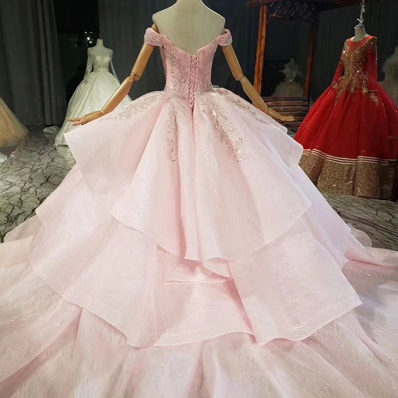 2024 Pink Sparkly Sweetheart Quinceanera Dresses Ball Gown Off The Shoulder Beading Sequined Tiered Sweet Vestidos De 15 Girls