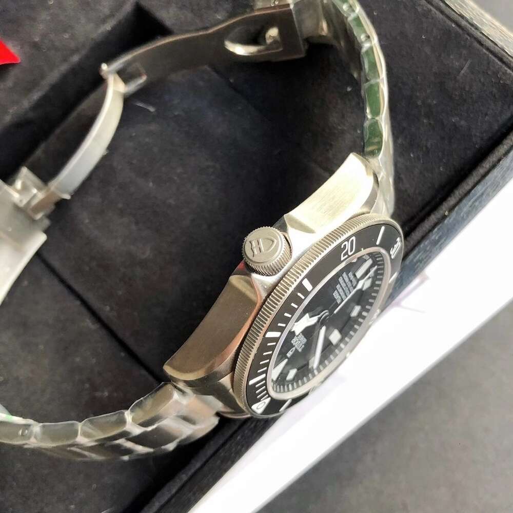 Superclone Pelagos pour hommes Montre Mouvement mécanique Montres H9TU Haute Qualité Titane Lunette Saphir Miroir Jason007 Uhr Montre De 17679 94