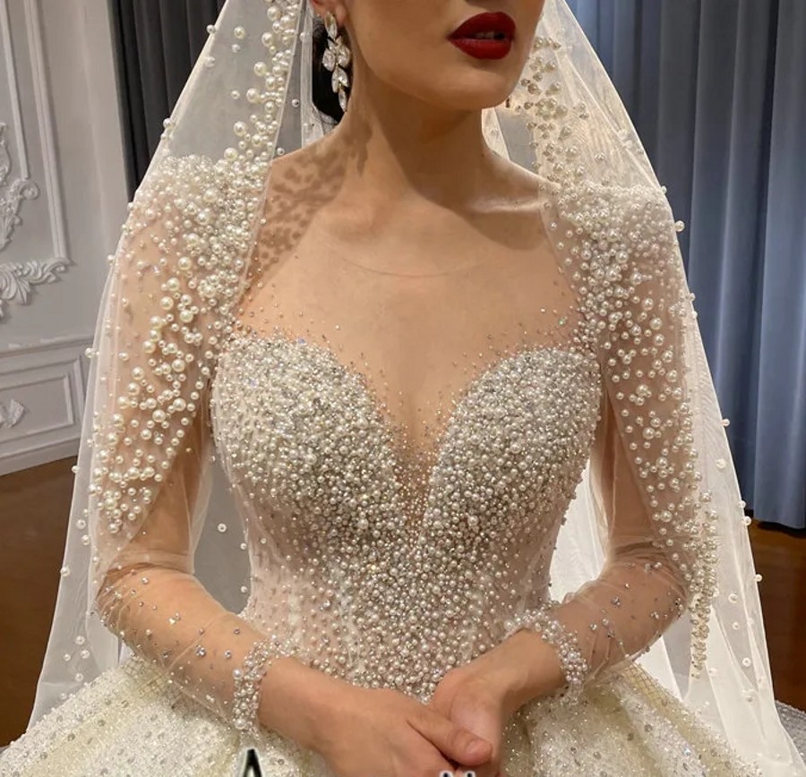 2024 New Women Wedding Dress Illusion Neck Long Sleeves Stunning Beading Pearls Sequine Bride Gowns Robe Mariage Vestidos De Novia Arabic Dubai