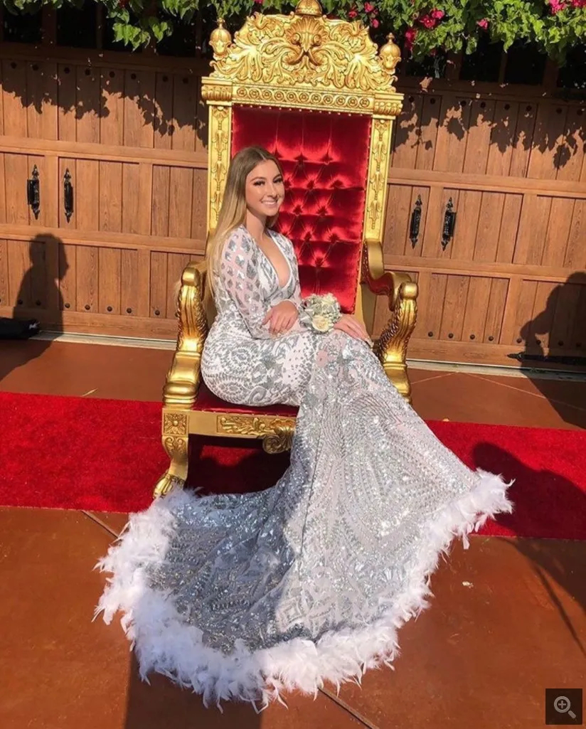 Glitter Silver Sequin Lace Mermaid Prom Dresses Long Sleeves Feather Special Occasion Gowns V-Neck Sexy African Black Girls Formal Party Dress