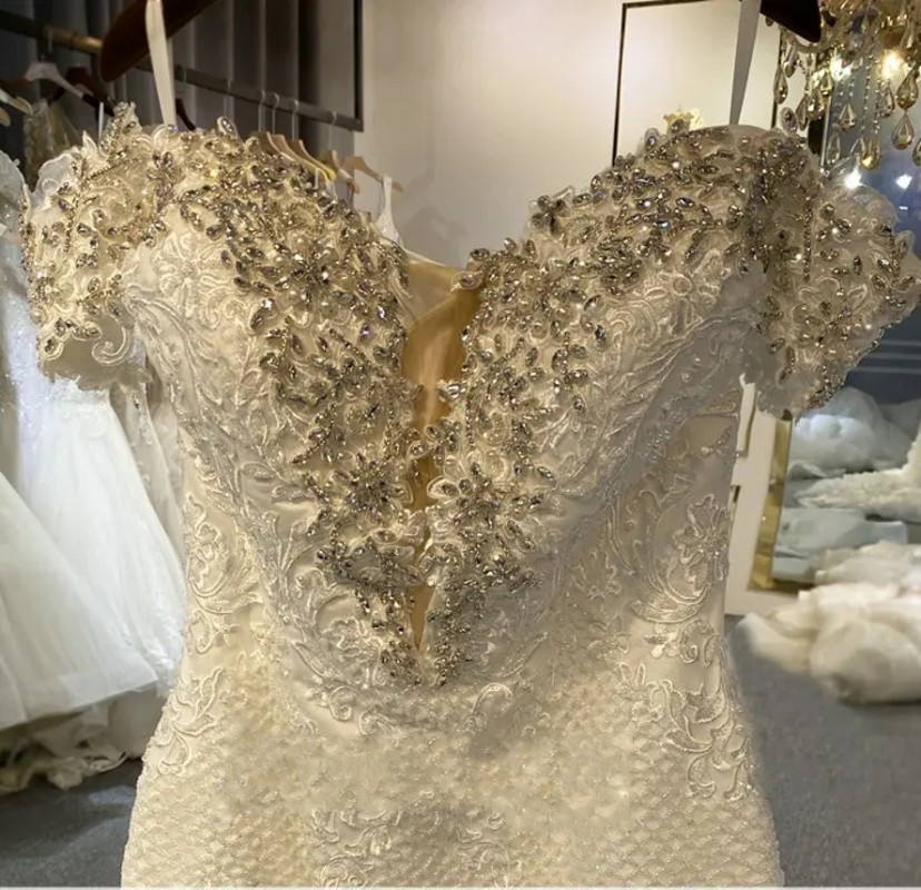 2024 Mermaid Modern Wedding Dress Off Shoulder Lace Applique Rhinestone Ruffle Organza Bride Gowns Vestidos De Novia Robe De Mariage