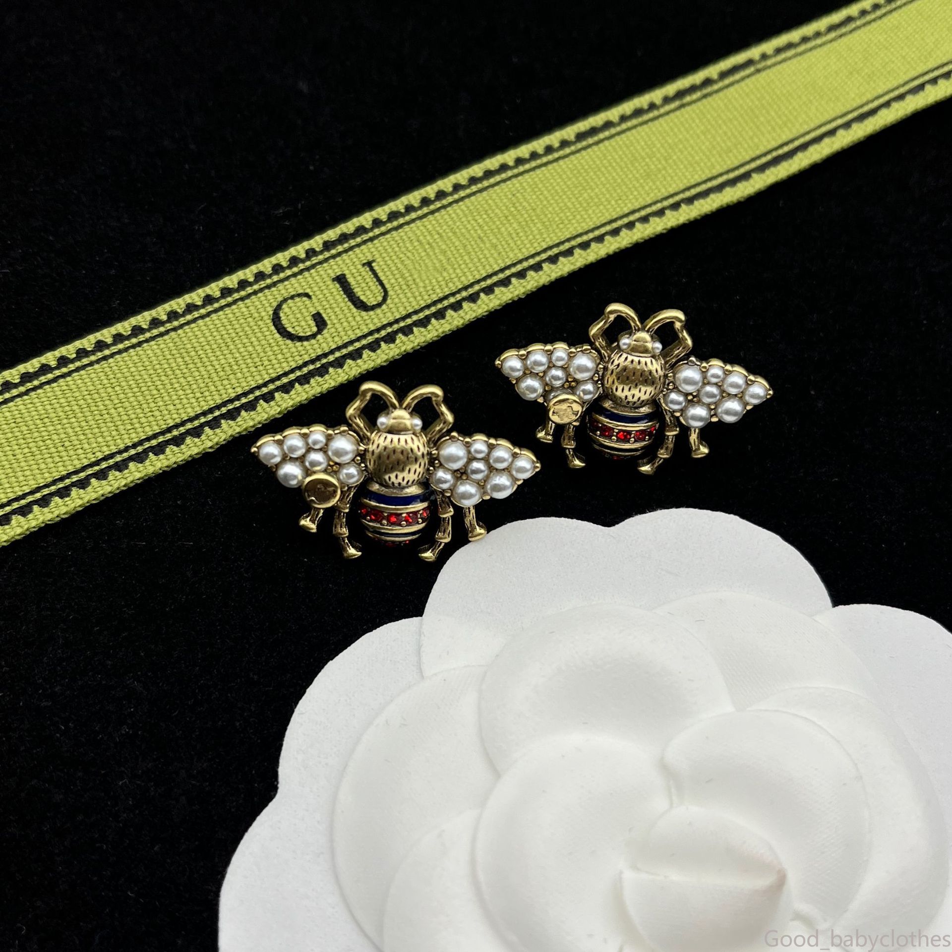 Women Gold Plated Brand Vintage Designer Jewelry Letters bee Stud Geometric Crystal Rhinestone Pearl Earring