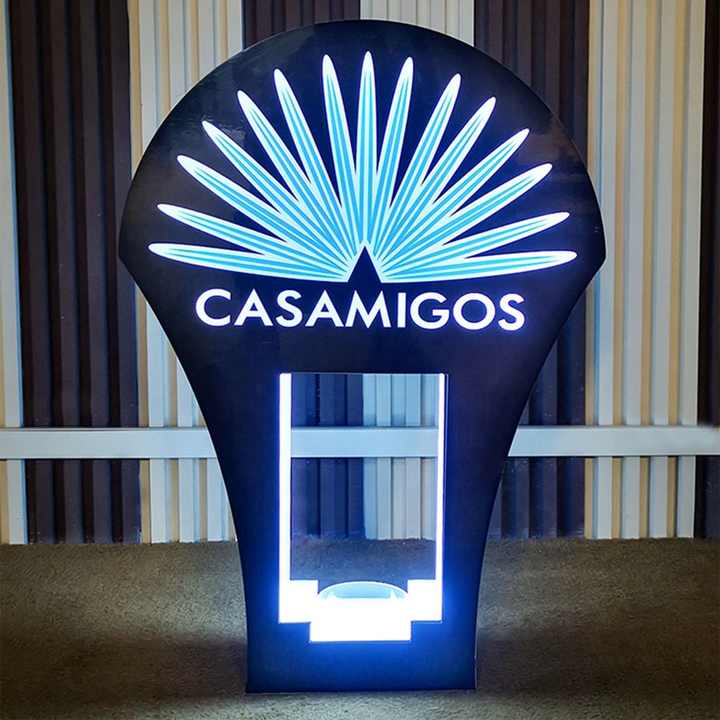 Glow Custom Casamigos Tequila Bottle Presenter Led Acrylic Glorifier Neon Sign VIP Bottle Service For Party Nightclub Lounge