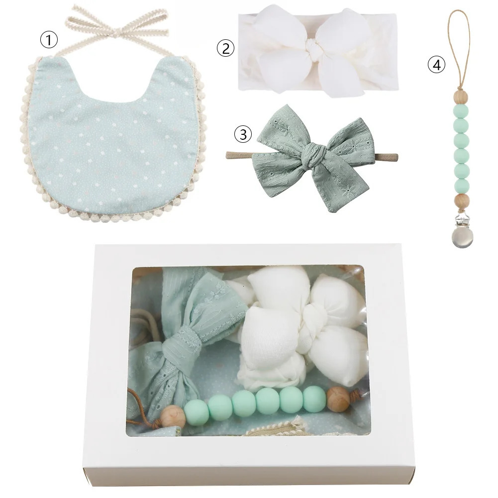 Gift Sets 4Pcs/Set Flower Print Baby Bib Headband Elastic Nylon Hair Band Food Grade Silicone Beads Pacifier Clip Chain Christmas Gift Box 231006