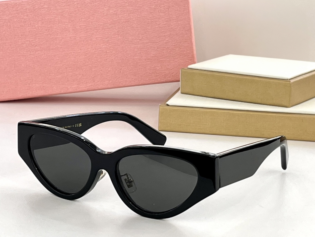 Ladies Sunglasses For Women Designers 03ZS Outdoor Fashion Cat Eye Style Goggles Anti-Ultraviolet UV400 Retro Plate Acetate Fiber Full Frame Glasses Random Box 03