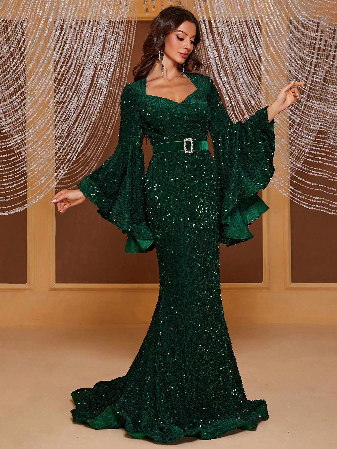 2025 Elegant green Mother of the Bride Dresses long Sleeves shiny bg Appliques mermaid Formal Evening Gowns Plus Size Custom Made special ocn party dr
