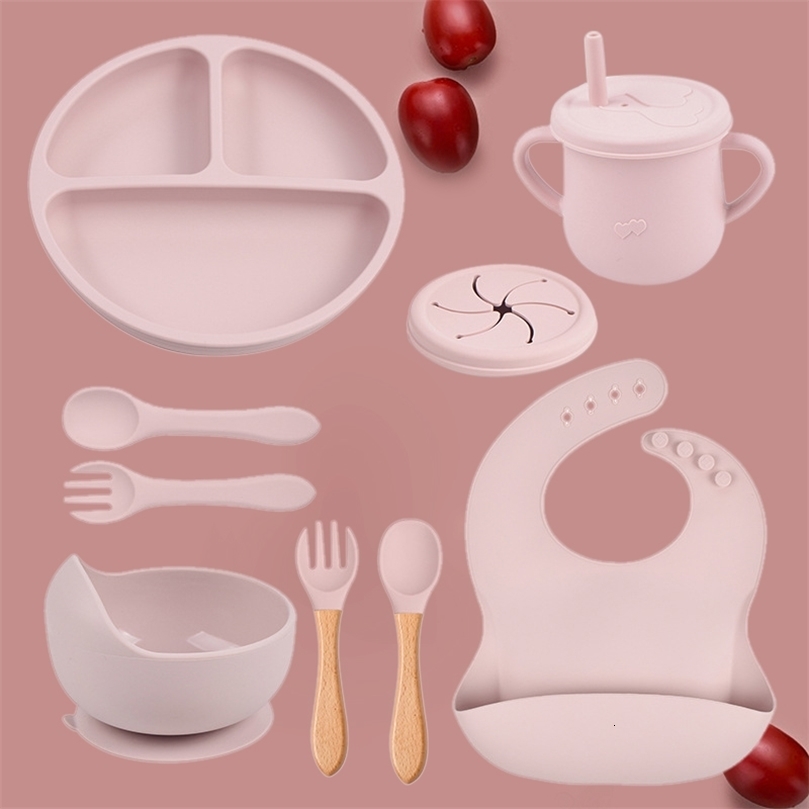 Cups Dishes Utensils 5/9Pcs Silicone Baby Feeding Tableware Set Suction Bowl Divided Plate Spoon Fork Bibs Cup Non-slip Children Dinner Dishes 231006