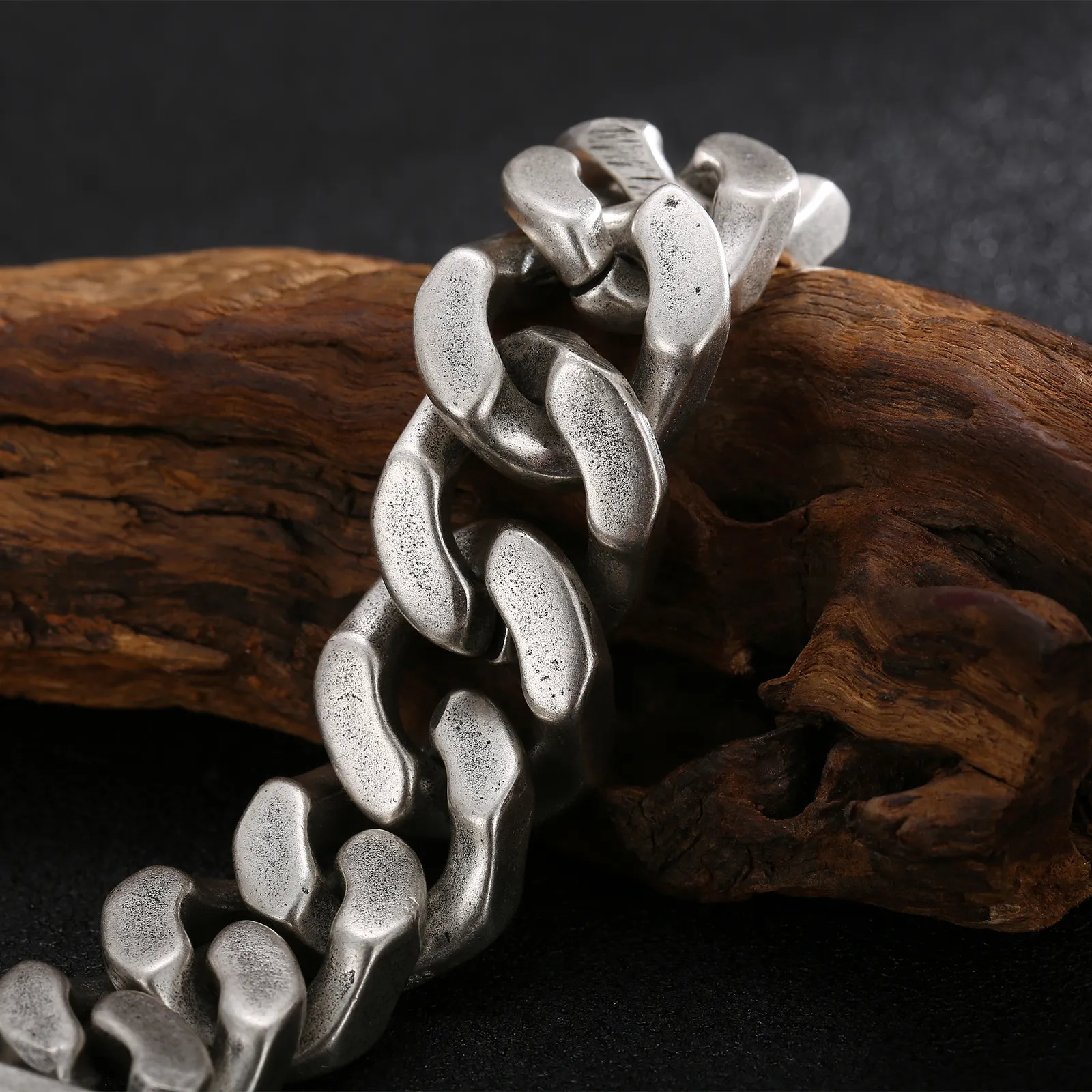 Charm Bracelets 20mm Big and Heavy Chunky Cuban Chain Bracelet Men With Devil Ghost Skull Charm Vintage Magical Jewelry Gift For Friends 231009