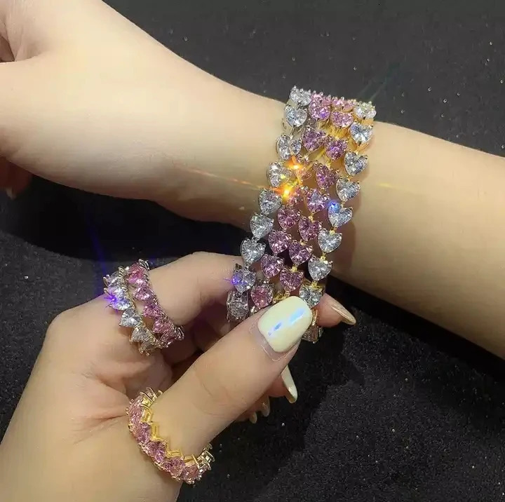 Charm Bracelets Iced Out Bling 5A cubic zirconia heart cz tennis chain necklaces for women men valentine's day gift fashion set jewelry 231009