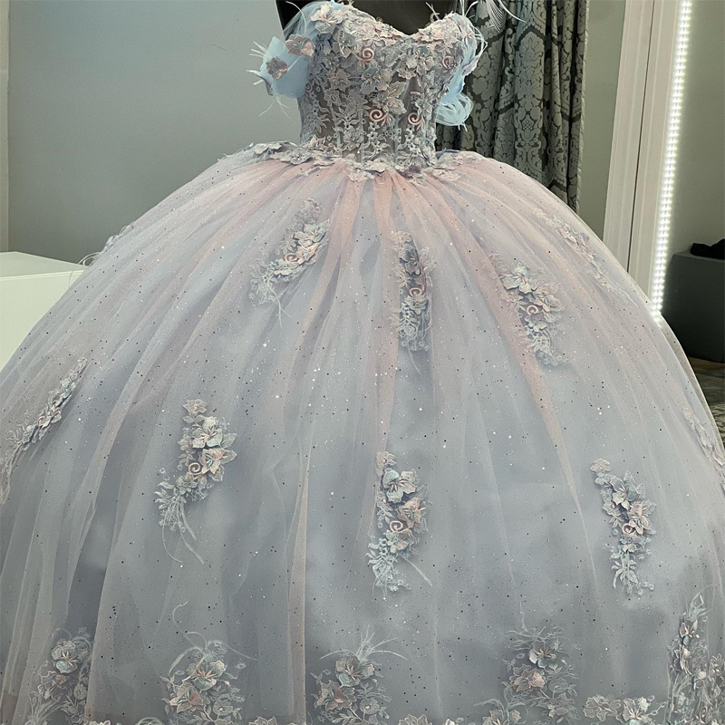 Sky Blue Shiny Princess Quinceanera Dresses Ball Gowns Applique Lace Long Train Lace Up Vestidos De 15 Anos Birthday Party Gowns