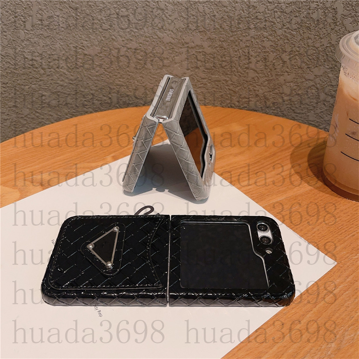 Top Fashion Leather Armband designer phone cases for Samsung Galaxy Z Flip 6 Fold 3 4 5 Flip3 Flip4 Flip5 Crossbody Card Slot Purse Folding Phone Case