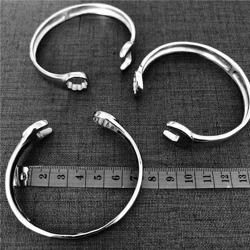 Charm Bracelets Wrench Biker Bangle 316L Stainless Steel Cool Spanner Bracelet For Men 231009