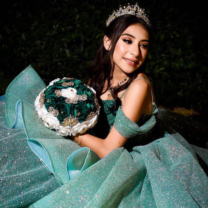 Green Shiny Off The Shoulder Ball Gown Quinceanera Dresses For Girls Sparkly Beaded Flower Birthday Party Gowns Lace Up Back