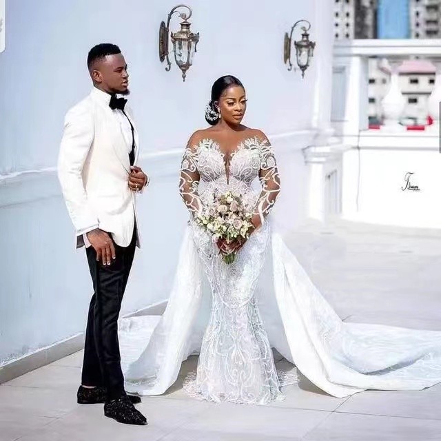2023 arabic Elegant Mermaid Wedding Dresses Long Sleeve Bridal Gowns Beads Lace Applique Nigerian Arabic Marriage Dress Robe De Mariee Princess Celebr