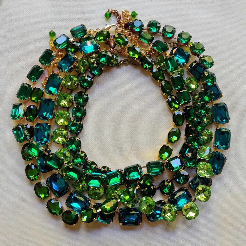 Chokers Spring Style Green Crystal Big Bib Necklace Fashion Statement Round Oval Square Glass Chain Jewelry Exaggerated 231010