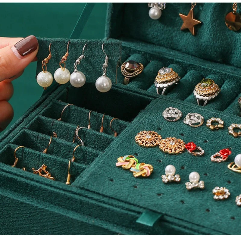 Jewelry Boxes 3 Layer Vintage jewlery box organizer and packaging ring jewelry for Rings Earrings Necklace with Soft Velvet Lining 231011