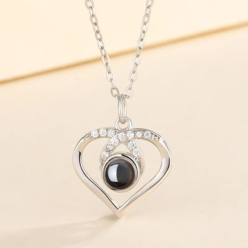 Charms Custom Projection Po Necklace Heart Chain Customized Personalized Pendant Memorial Wedding Jewelry Gifts 231010