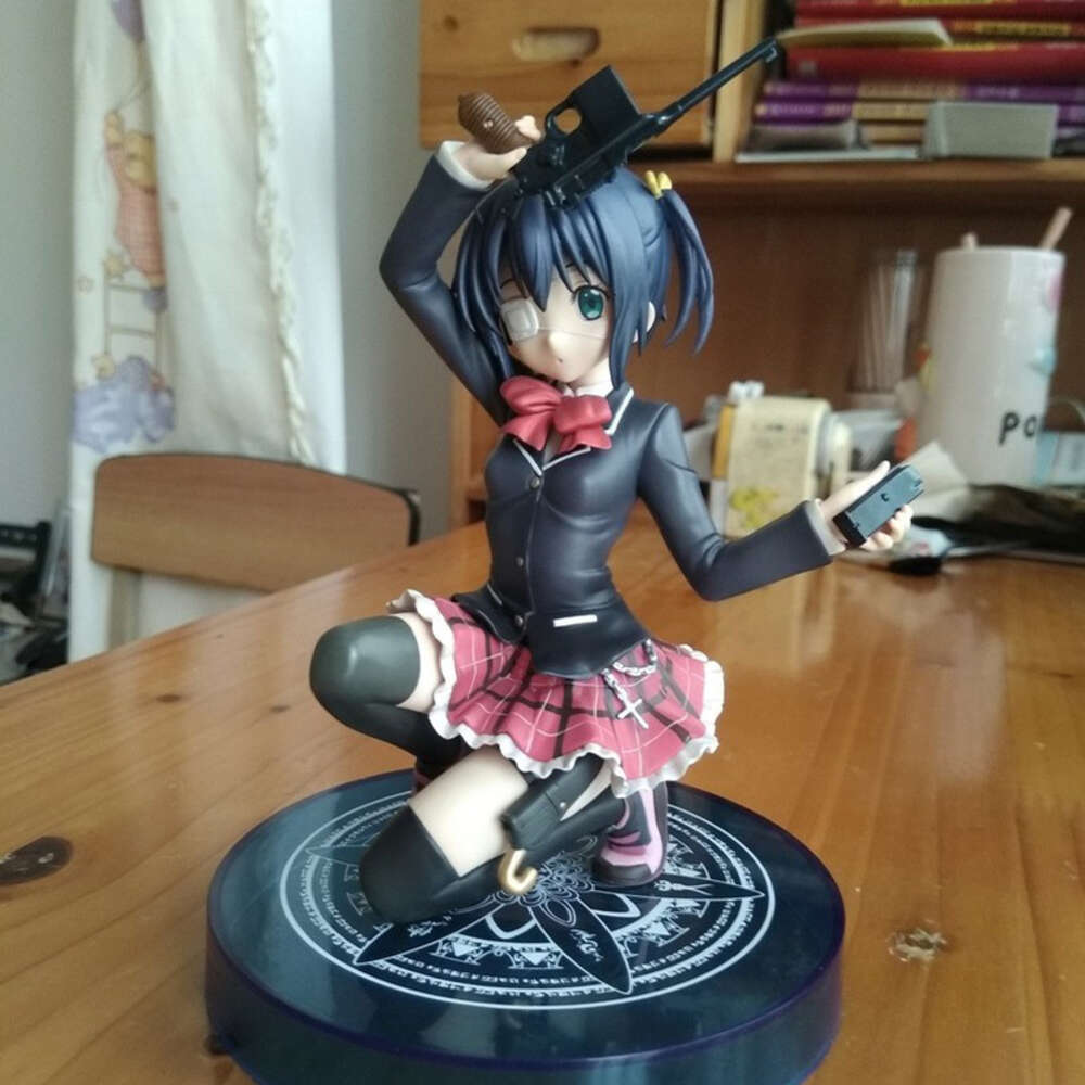 Mascot Costumes 15cm Anime Chunibyo Other Delusions Takanashi Rikka I Want A Date Pvc Action Figure Model Toys Doll Gift Ornament Decoration