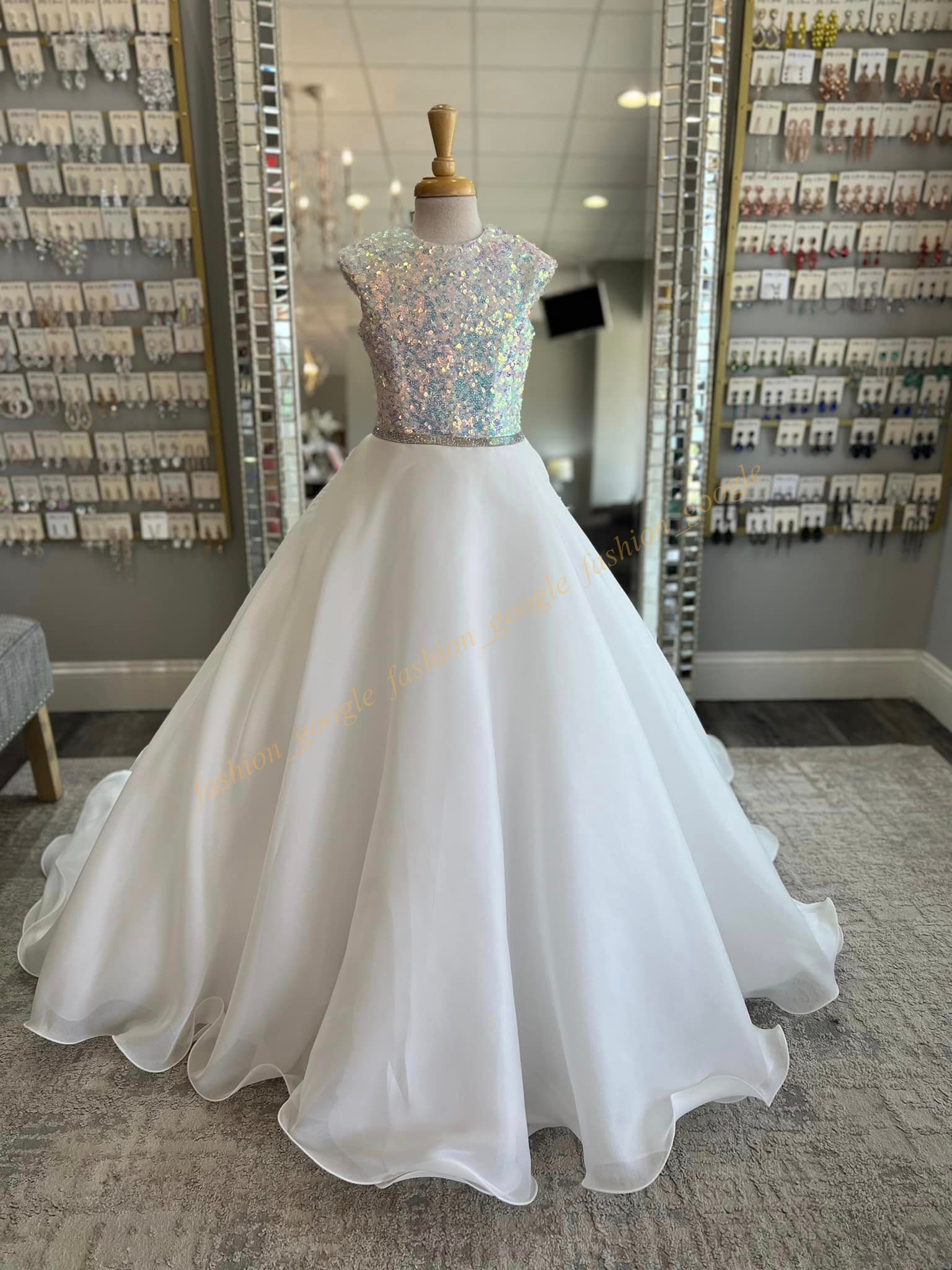 Bubblegum Girl Pageant Dress 2024 Cap Sleeves Sequin Shimmer Chiffon Little Kid Fun Fashion Runway Drama Cocktail Party Gown Toddler Teen Preteen Miss