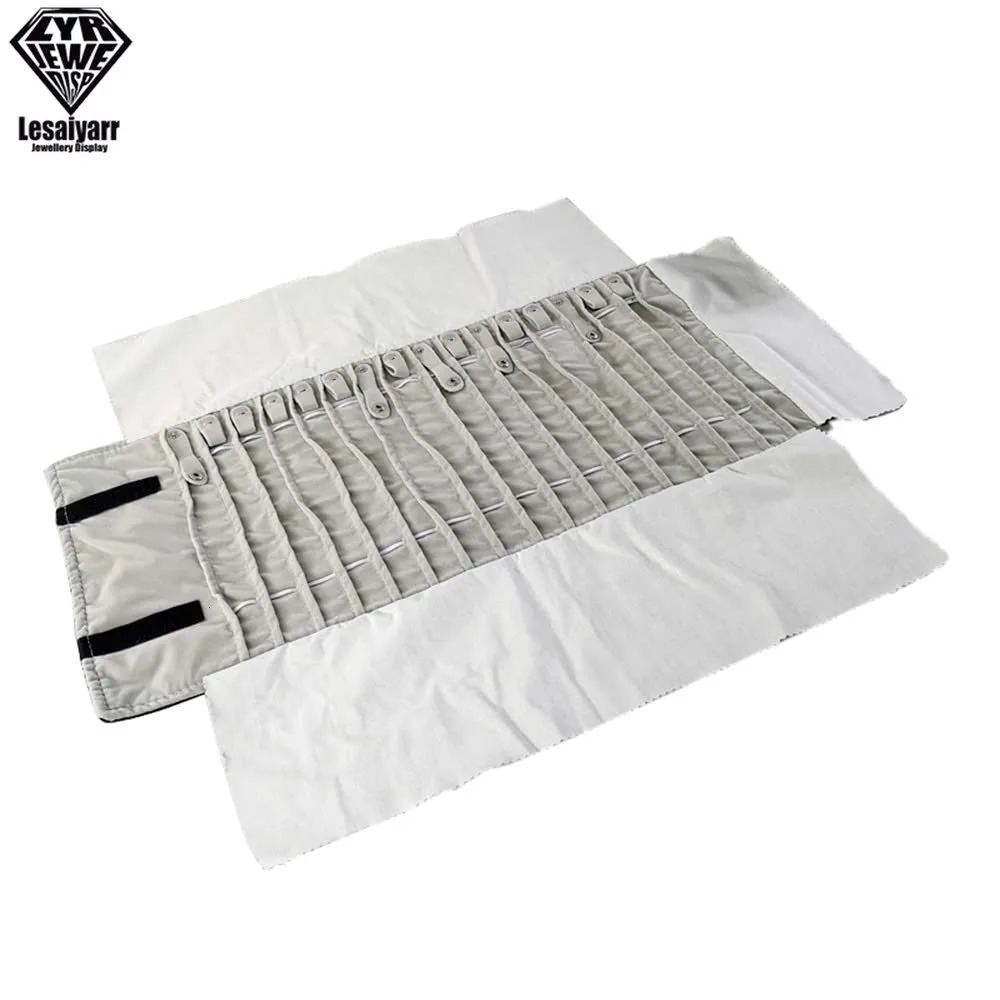 Jewelry Boxes Portable Velvet Travel Case Roll Bag Organizer for Necklace Chain Bracelet Jewellery Display Holder 231011