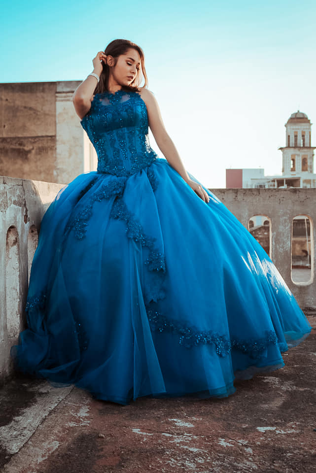 2023 Princess Tulle Quinceanera Dresses Lace Appliques Sleeveless Long Prom Party Gowns for Girls Sweet 16 Dress