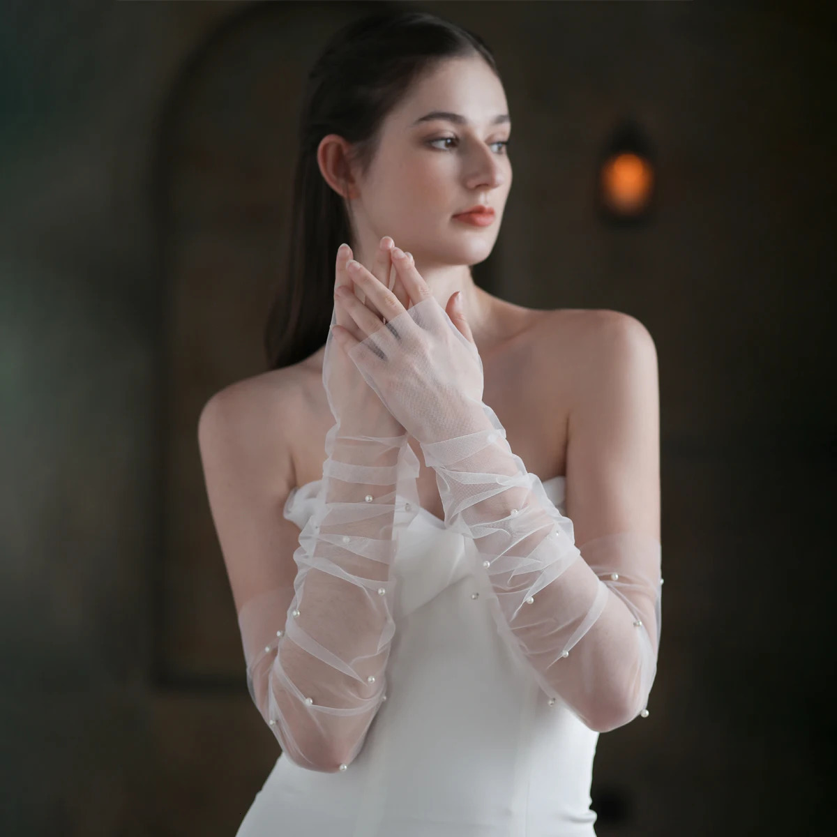 Five Fingers Gloves WG052 Exquisite Wedding Fingerless Long Tulle Pearls Brides Bridesmaid Sleevelet Women Marriage Accessories 231010