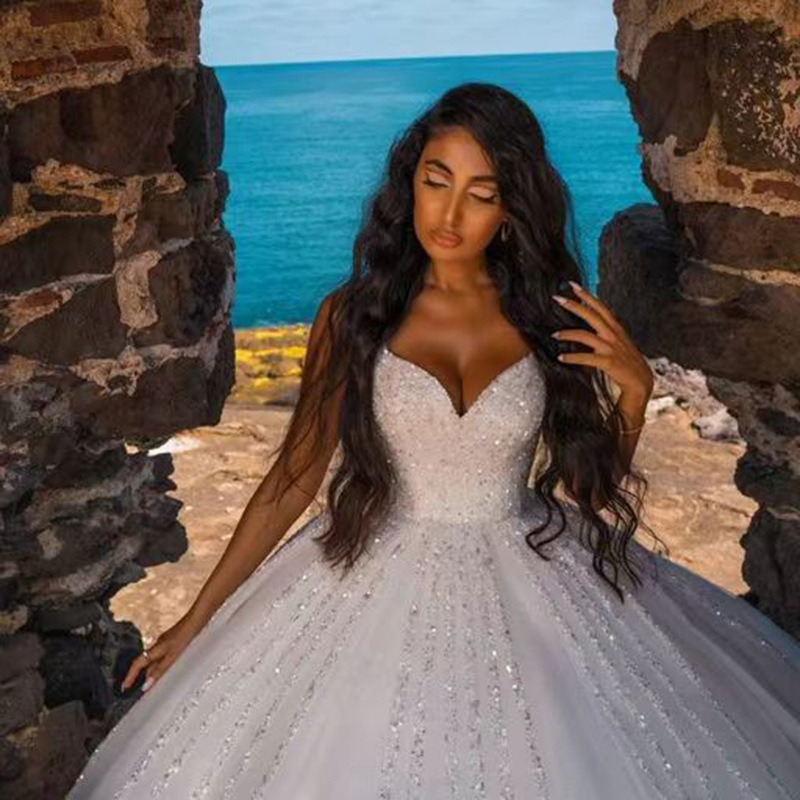 2023 shiny Tulle Wedding Dresses bling Elegnat Bridal Gowns Illusion Beautiful A Line Neckline Appliques Custom Made blingbling ball gown princess dre