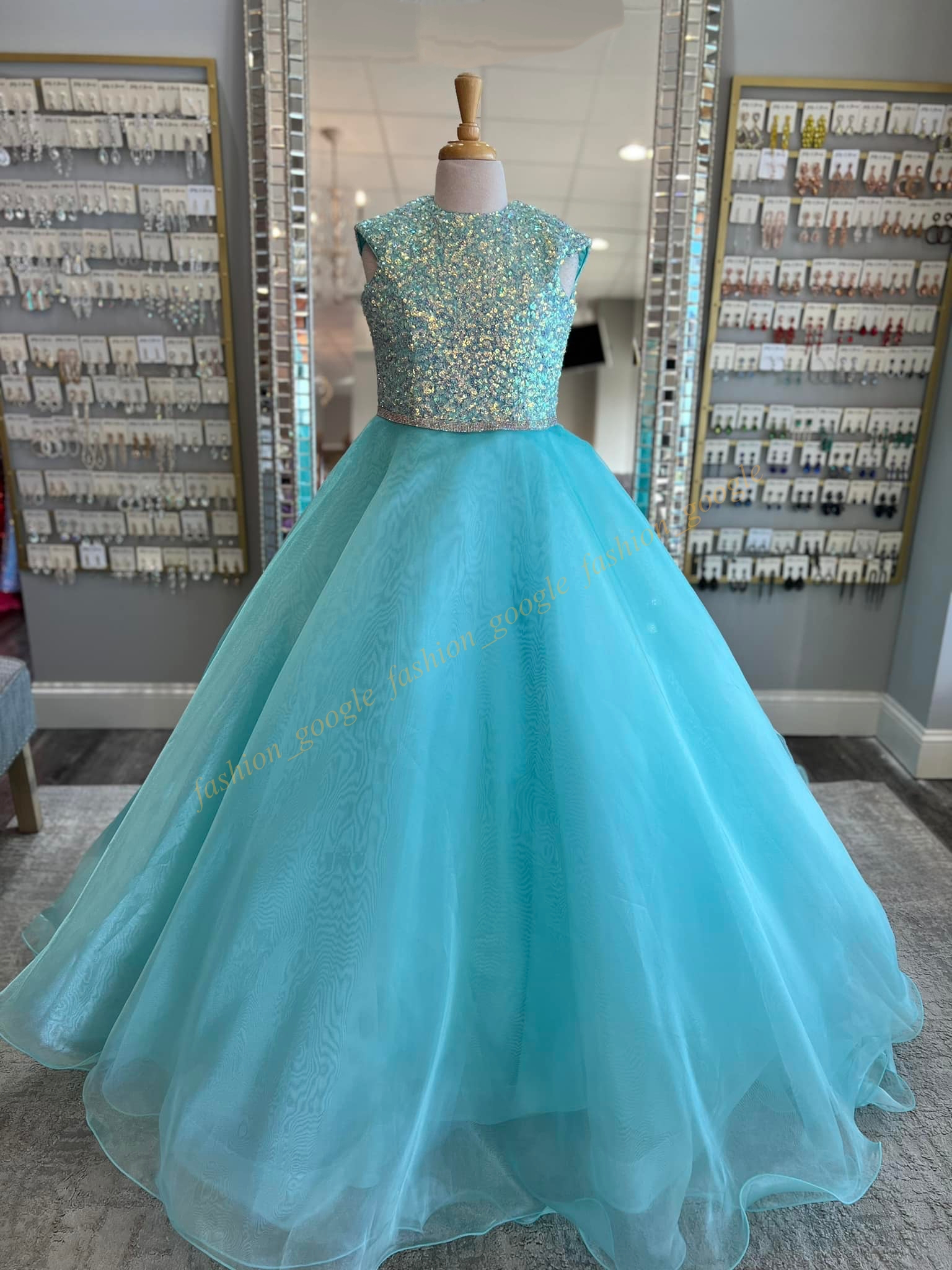 Bubblegum Girl Pageant Dress 2024 Cap Sleeves Sequin Shimmer Chiffon Little Kid Fun Fashion Runway Drama Cocktail Party Gown Toddler Teen Preteen Miss