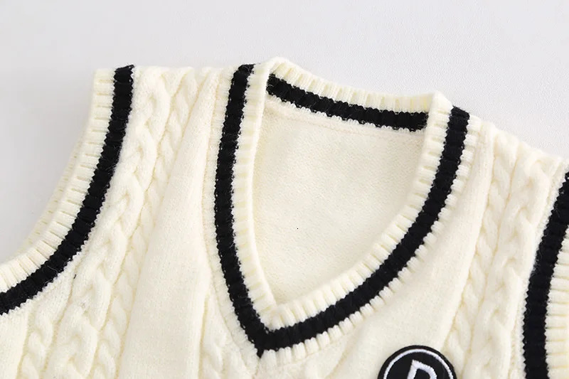 Clothing Sets 15T Back To School Outfits for Boys Girls Knitted Sweater Vest White Shirts Pants or Dresses Suits Baby Boy Clothes Set 231010