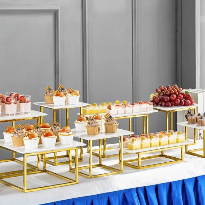 16PCS Shiny Gold Cake Stand With White Trays Buffet Plates Candy Decoration Holder Wedding Table Centerpieces Dessert Holder Pastry Cookie bread food 