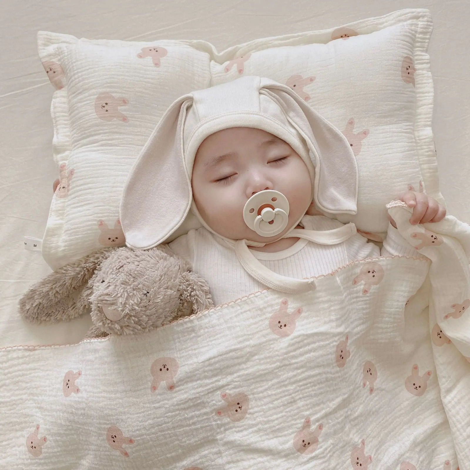 Bedding Sets Korea Japan Style Baby Blankets born Muslin Swaddle Blanket Cotton Infant Comforter Cover Bear and Diapers 231010